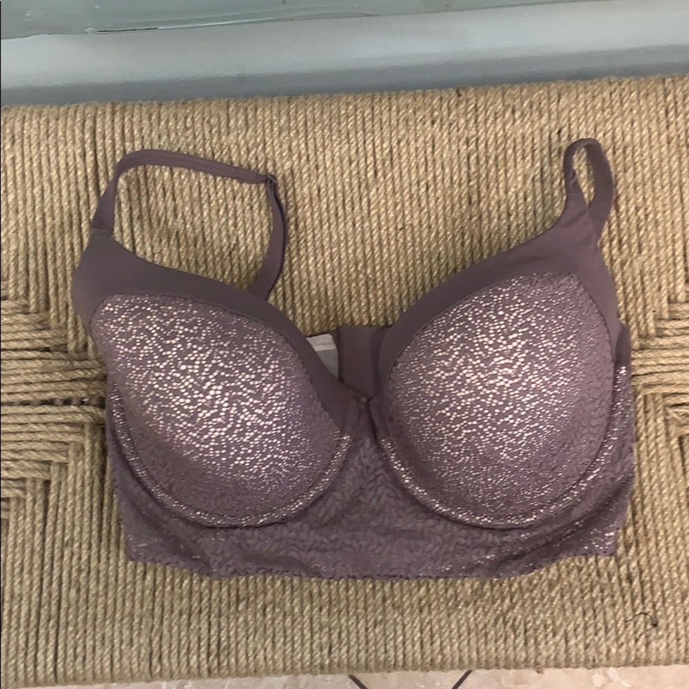 Victoria secret bra!